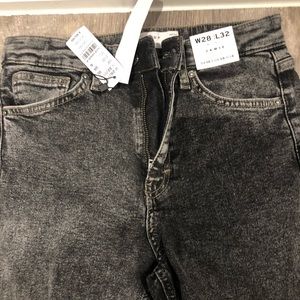 TOPSHOP JAMIE JEANS SIZE 28 NEW
